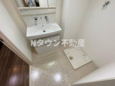 【洗面所】 | ヴィオラレジデンス | 使いやすい洗面所です