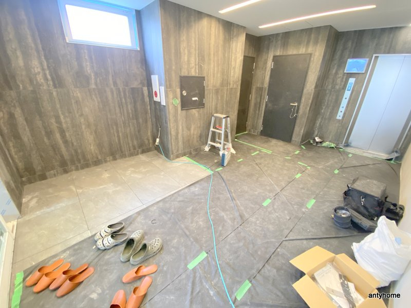 ウインズコート桜塚　仲介手数料無料のロビー