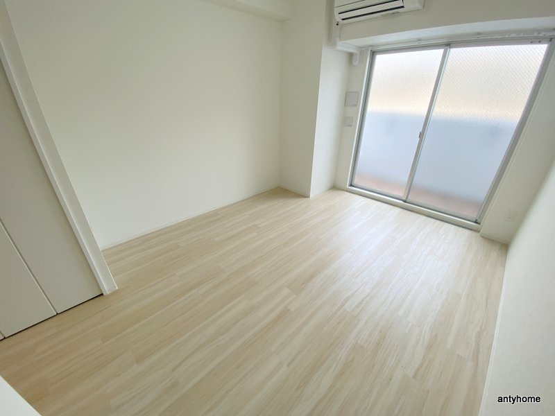 ウインズコート桜塚　仲介手数料無料の寝室