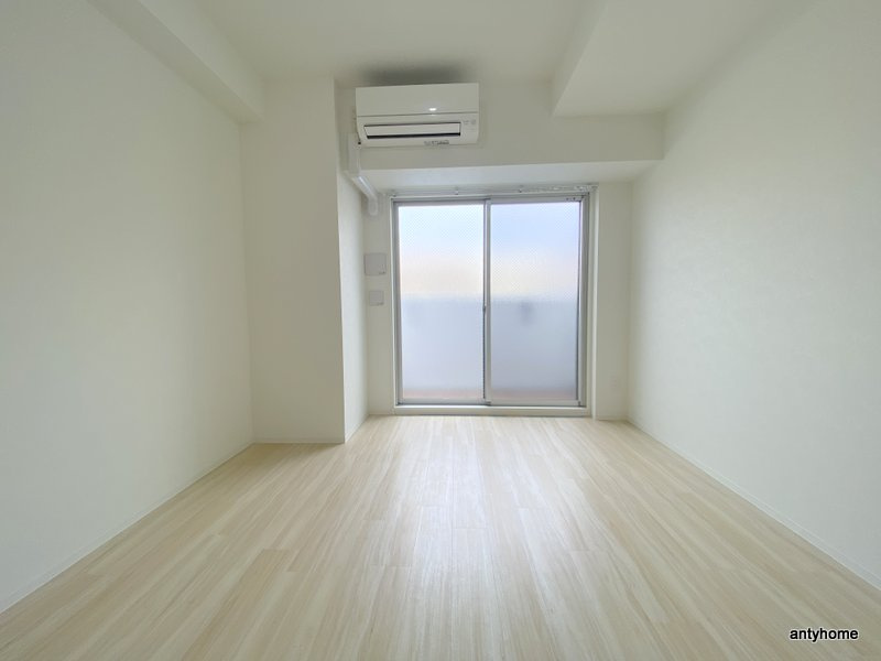 ウインズコート桜塚　仲介手数料無料の寝室