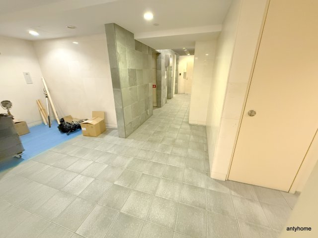 レジデンス本町靭公園　仲介手数料無料のロビー