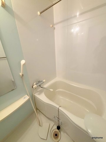 レジデンス本町靭公園　仲介手数料無料の浴室