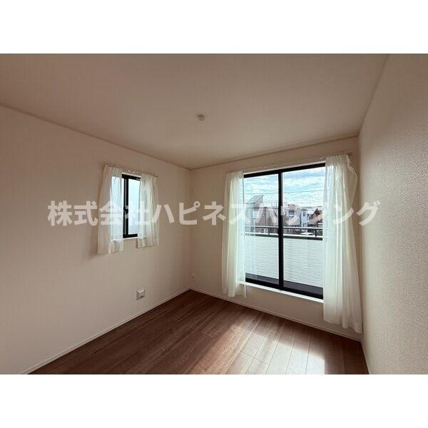 Ｋｏｌｅｔ松戸幸田～コレットマツドコウデ～の居間・リビング