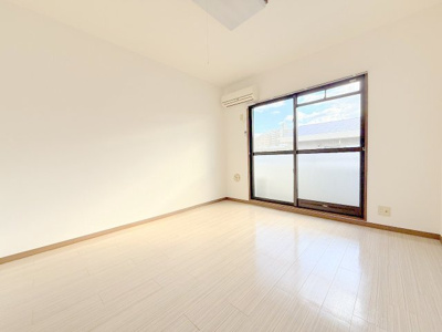 【居間・リビング】 | カーサ青崎Ⅰ