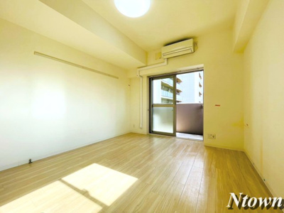 【居間・リビング】 | フェアリー | ゆったりとした居間です