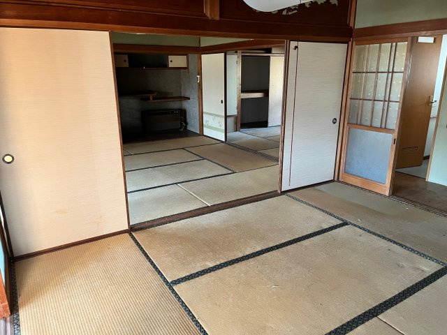 里庄町里見売家の和室|１F和室