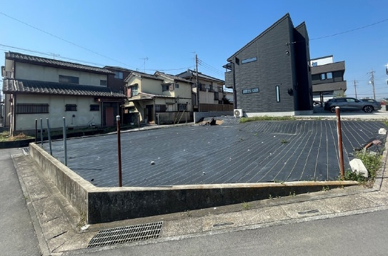 敷地面積60.5坪　売地　富士見市上南畑の外観|外観　更地　使い勝手が良い三方角地！北側約6.0ｍ公道、東側約6.0ｍ公道、南側約4.0ｍ公道