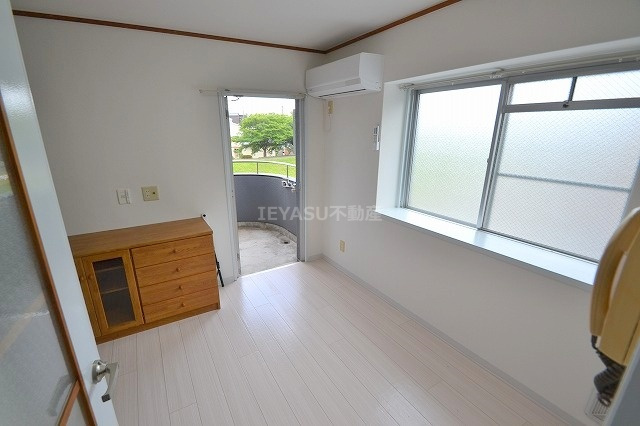 AXAリバーサイド新庄の居間・リビング