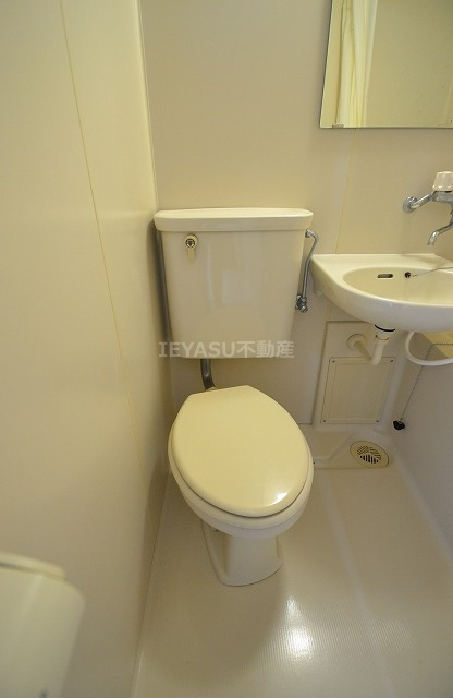 AXAリバーサイド新庄のトイレ