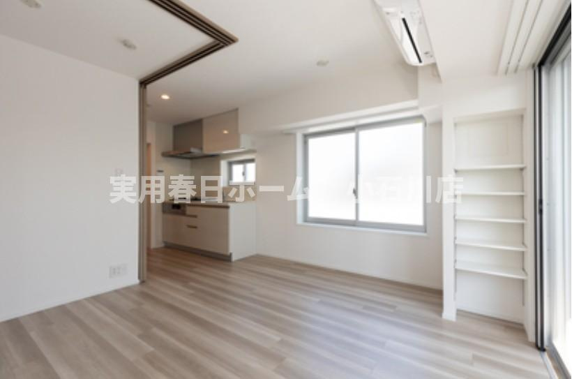 【居間・リビング】