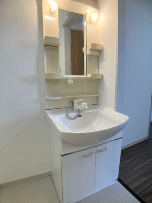 【独立洗面台】 | シャーメゾンＧ