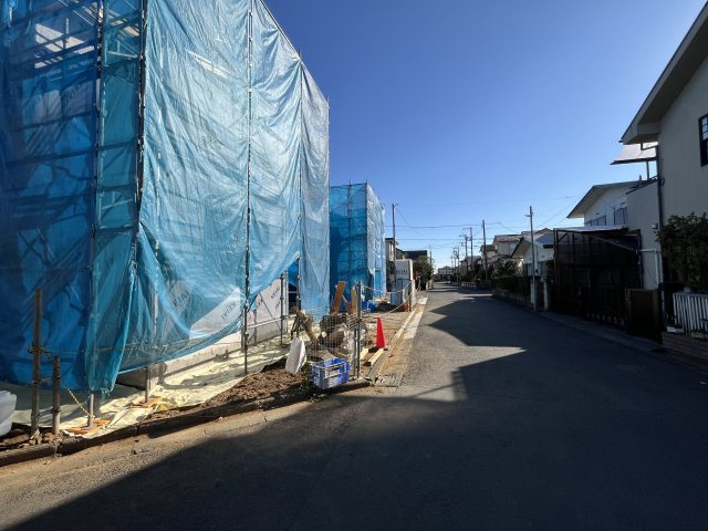 祝成約済み　八王子市　めじろ台　新築戸建て　１４期の前面道路含む現地写真|～仲介手数料無料☆八王子ひなた不動産～　八王子市めじろ台　新築戸建て