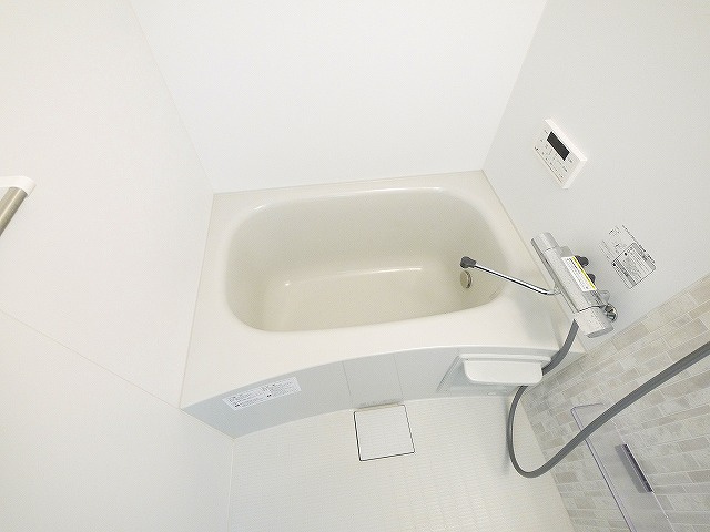 クレアール小泉東Ⅰの浴室