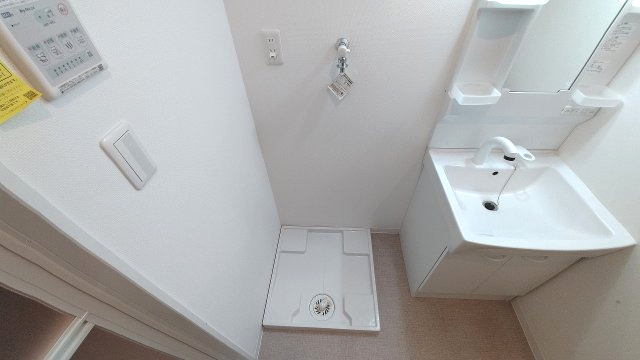 防水パン付き洗濯機置き場です