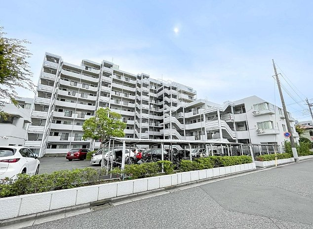 蕨パーク・ホームズ