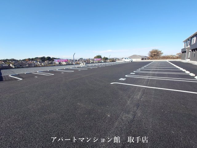 エトワールの駐車場