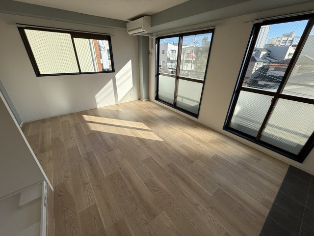 コアフール豊中の居間・リビング