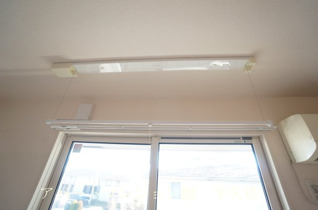 カーサベルデの設備|エアコン・室内物干し