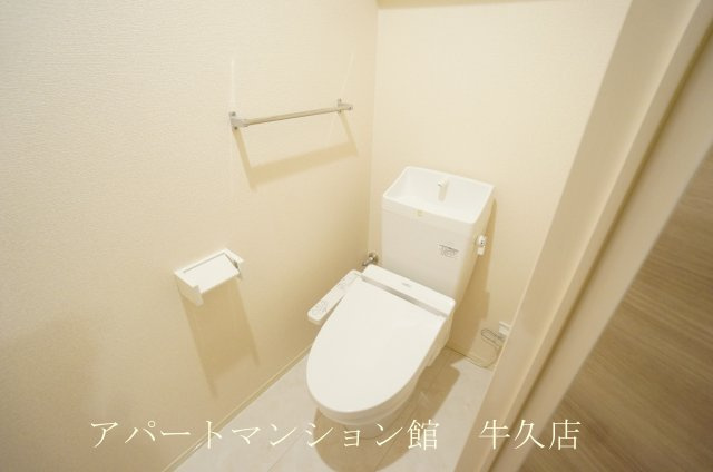 カーサベルデのトイレ|温水洗浄暖房便座