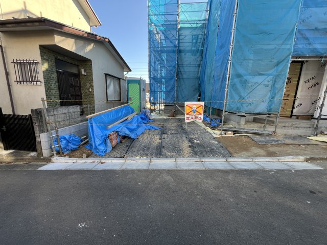 『八王子市新築戸建て』八王子市めじろ台4-38-4【仲介手数料無料】　１４期の駐車場|～仲介手数料無料☆八王子ひなた不動産～　八王子市めじろ台　新築戸建て