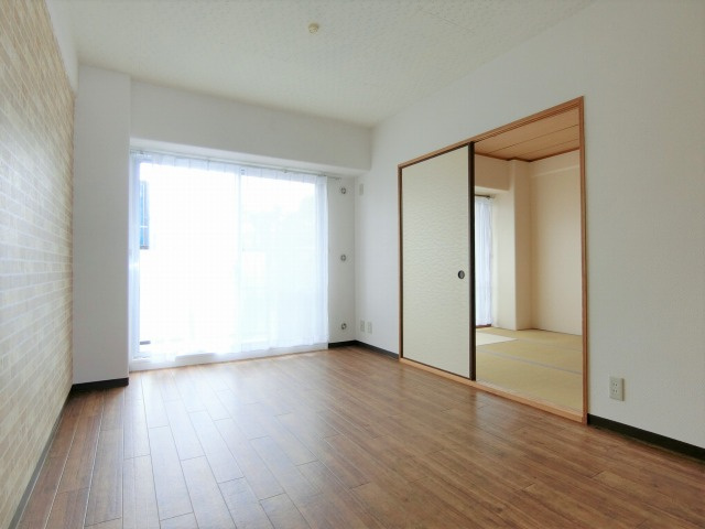 サンリッツ巽の居間・リビング