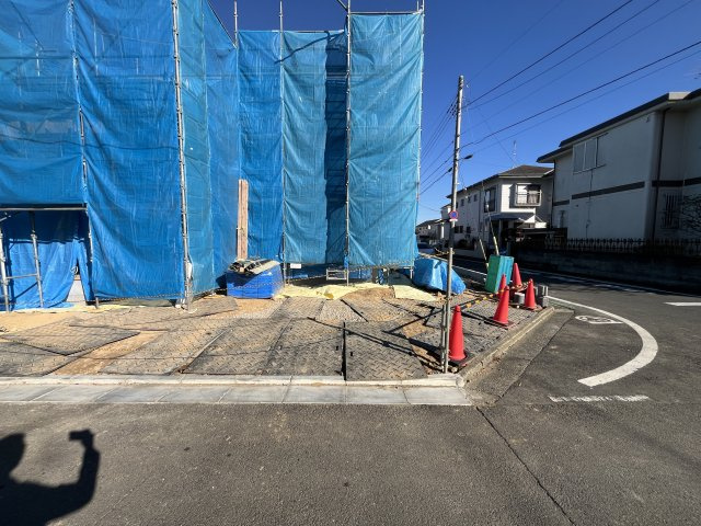 『八王子市新築戸建て』八王子市めじろ台4-38-4【仲介手数料無料】　１４期の前面道路含む現地写真|～仲介手数料無料☆八王子ひなた不動産～　八王子市めじろ台　新築戸建て