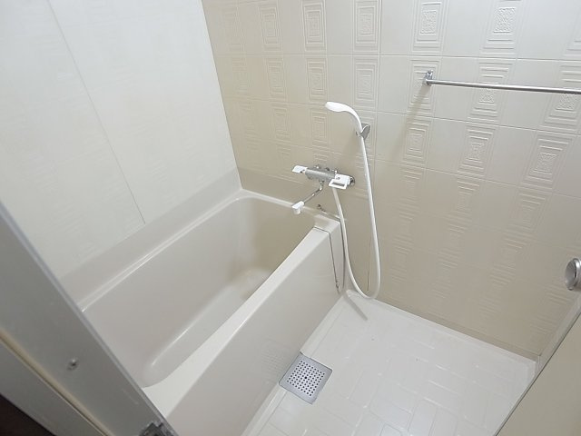 ラッフィナート海運町の浴室|掃除のしやすいバスルーム