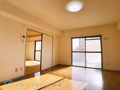 【居間・リビング】 | メゾン見晴台【名古屋市賃貸・RC造】