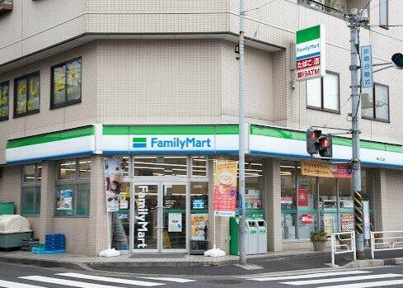 ファミリーマート神…まで497m