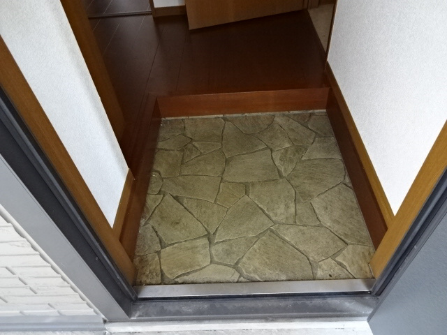 リビングタウン加古川西　Aの玄関