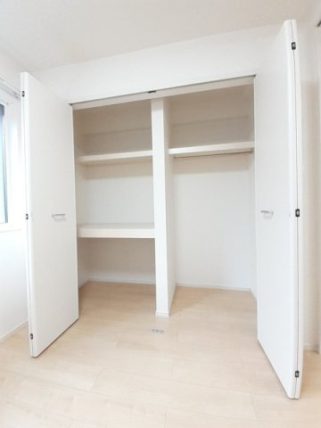 グリッタープレイス　翠の収納