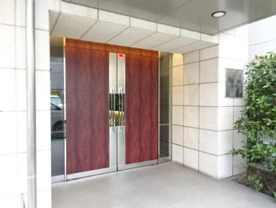 【エントランス】 | ラヴィーナ北上野