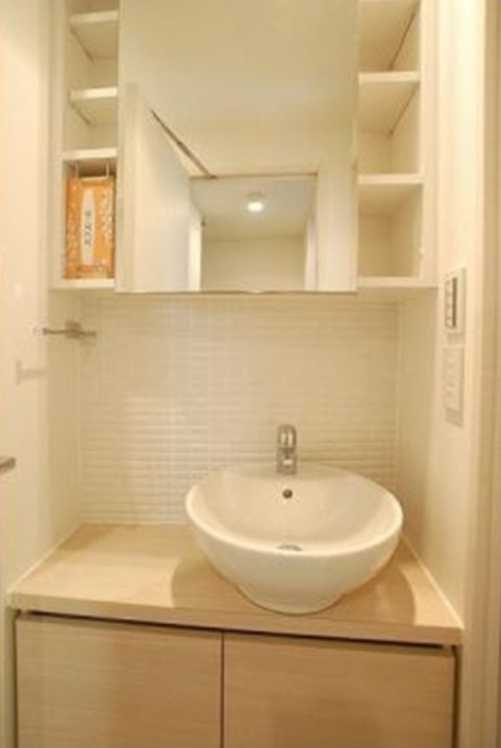 グランドコンシェルジュ用賀アジールコート　オートロック　分譲賃貸　角部屋の洗面所