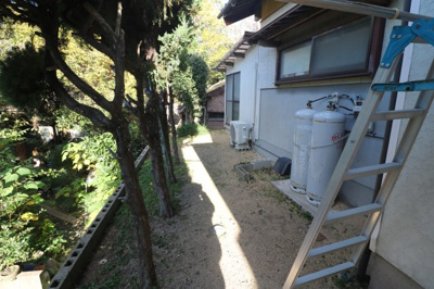 【庭】 | 笹山町1丁目2階建