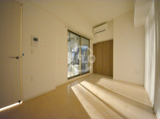 【居間・リビング】 | アドバンス心斎橋ラシュレ | アドバンス心斎橋ラシュレ　開放的な室内