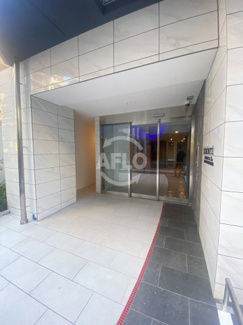 【エントランス】 | セレニテ本町リアン　エントランス