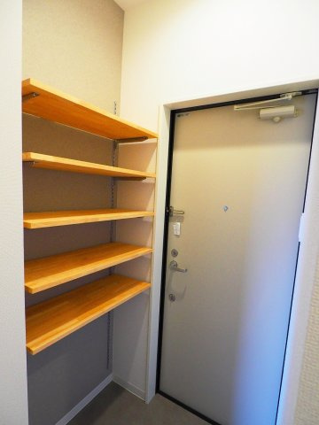 リノリノ＋FK中筋3丁目の玄関