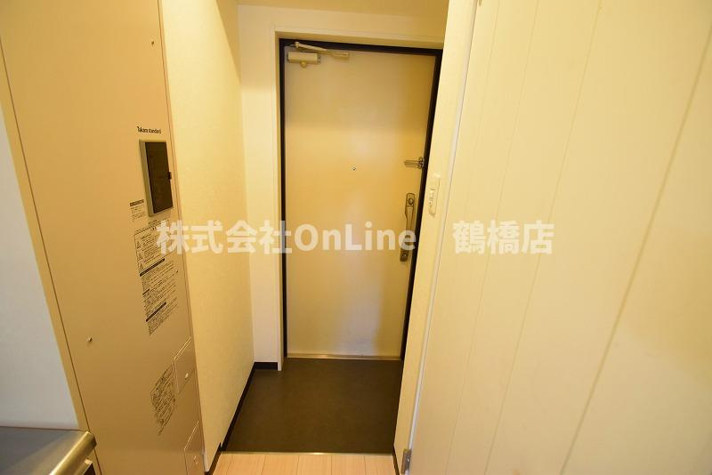 U-ro鶴橋駅前の玄関