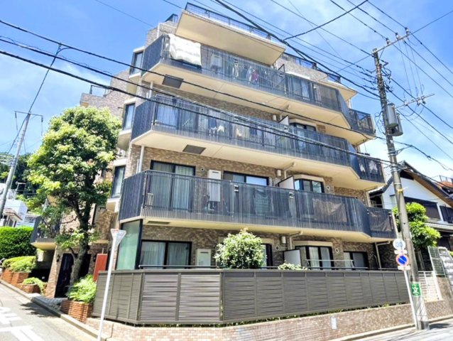 横浜南軽井沢パークホームズの外観