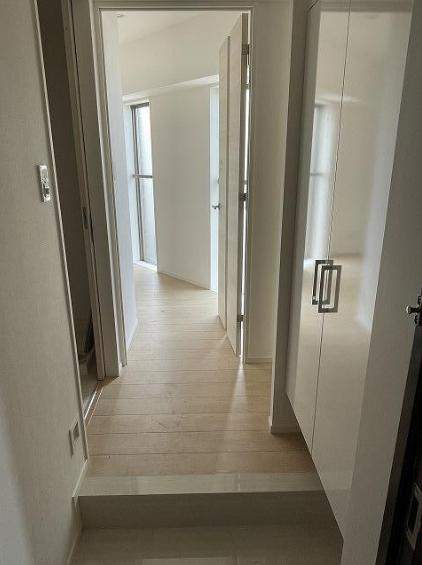 クラッシーコート北大塚の玄関