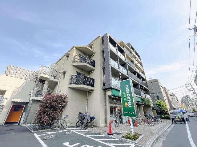 レジディア千駄木の外観