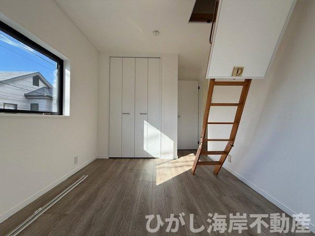 茅ヶ崎市柳島海岸　中古戸建の内装|新規リフォーム完了！　6帖　洋室