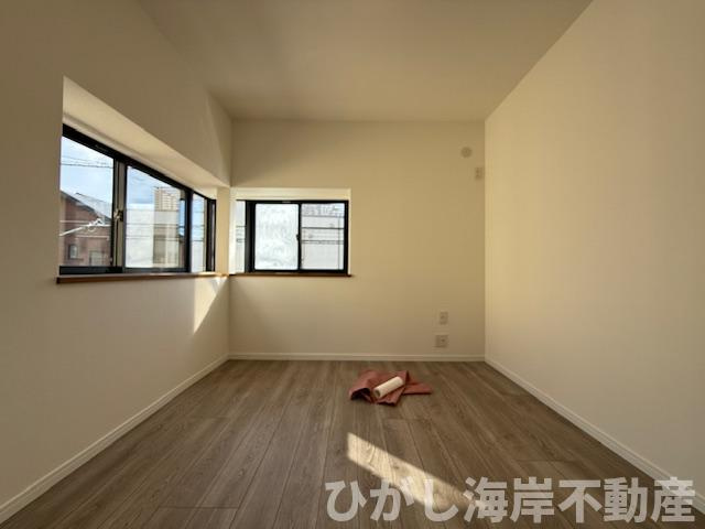 茅ヶ崎市柳島海岸　中古戸建の子供部屋|新規リフォーム完了！　6帖　洋室