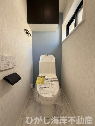 茅ヶ崎市柳島海岸　中古戸建のトイレ|新規リフォーム完了！　洗浄機能付きお手洗い