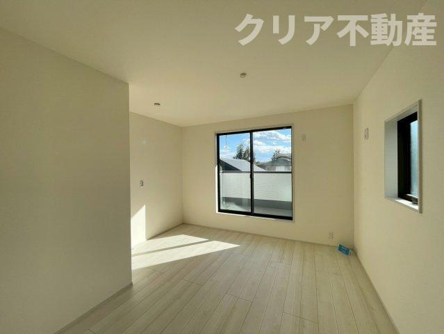 【洋室】 | 前橋市関根町　新築2号棟　ランドリースペース付き！