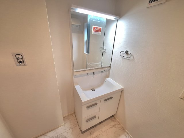 【その他】 | 上北沢4丁目　新築戸建 | 施工工務店の同程度仕様、施工例写真です。