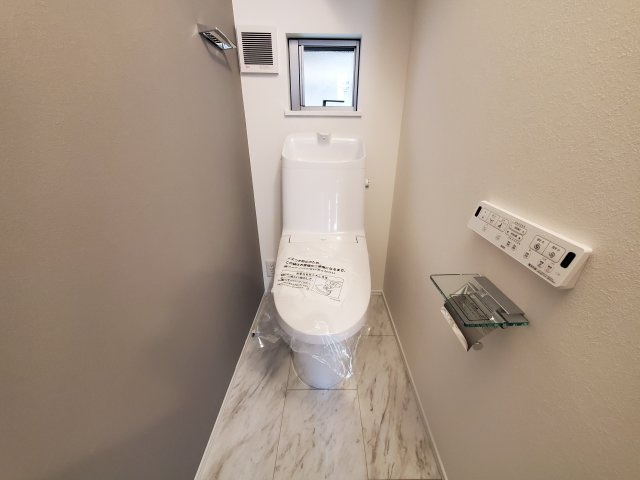 【その他】 | 上北沢4丁目　新築戸建 | 施工工務店の同程度仕様、施工例写真です。