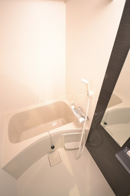 エグゼ弁天町の浴室|※別号室参考写真