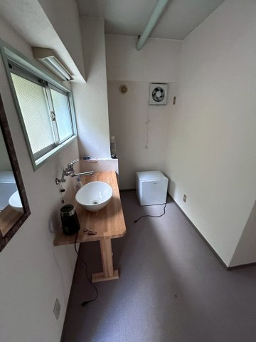 東伊豆町　1棟アパートのトイレ