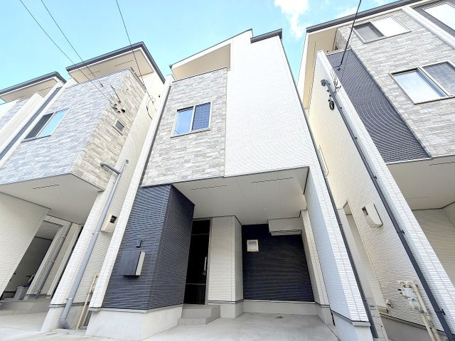 昭島市田中町1丁目　中古戸建の外観